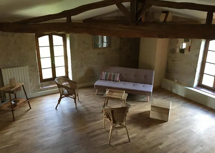 La Chartreuse Bed & Breakfast Larroque-Engalin