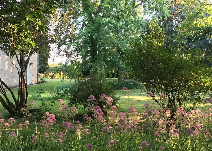 La Chartreuse Bed & Breakfast