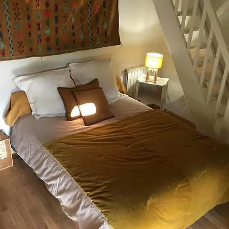 La Chartreuse 住宿加早餐酒店 Larroque-Engalin